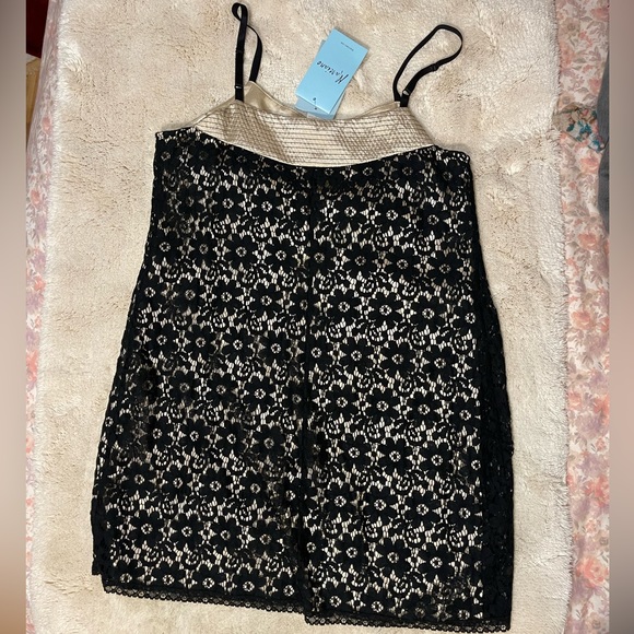 NWT Marciano Lace Satin Shift Mini Dress - Picture 3 of 8